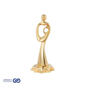تندیس حجمی زرین طرح مادر و فرزند
